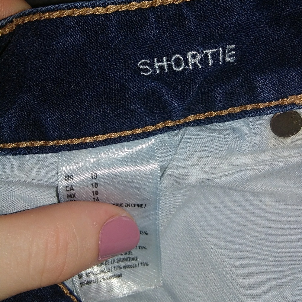 American Eagle Jean Shorts - Picture 3 of 4